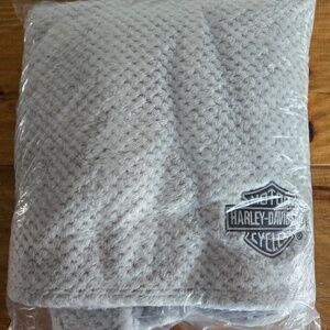 BNWT Harley-Davidson Cozy Blanket